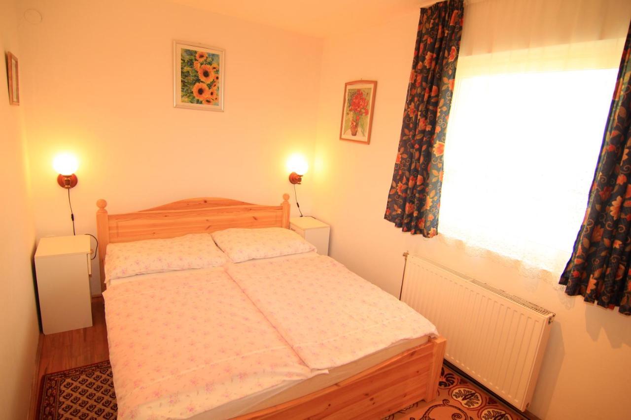 Margareta Apartmanhaz Apartment Balatonboglár Exterior foto