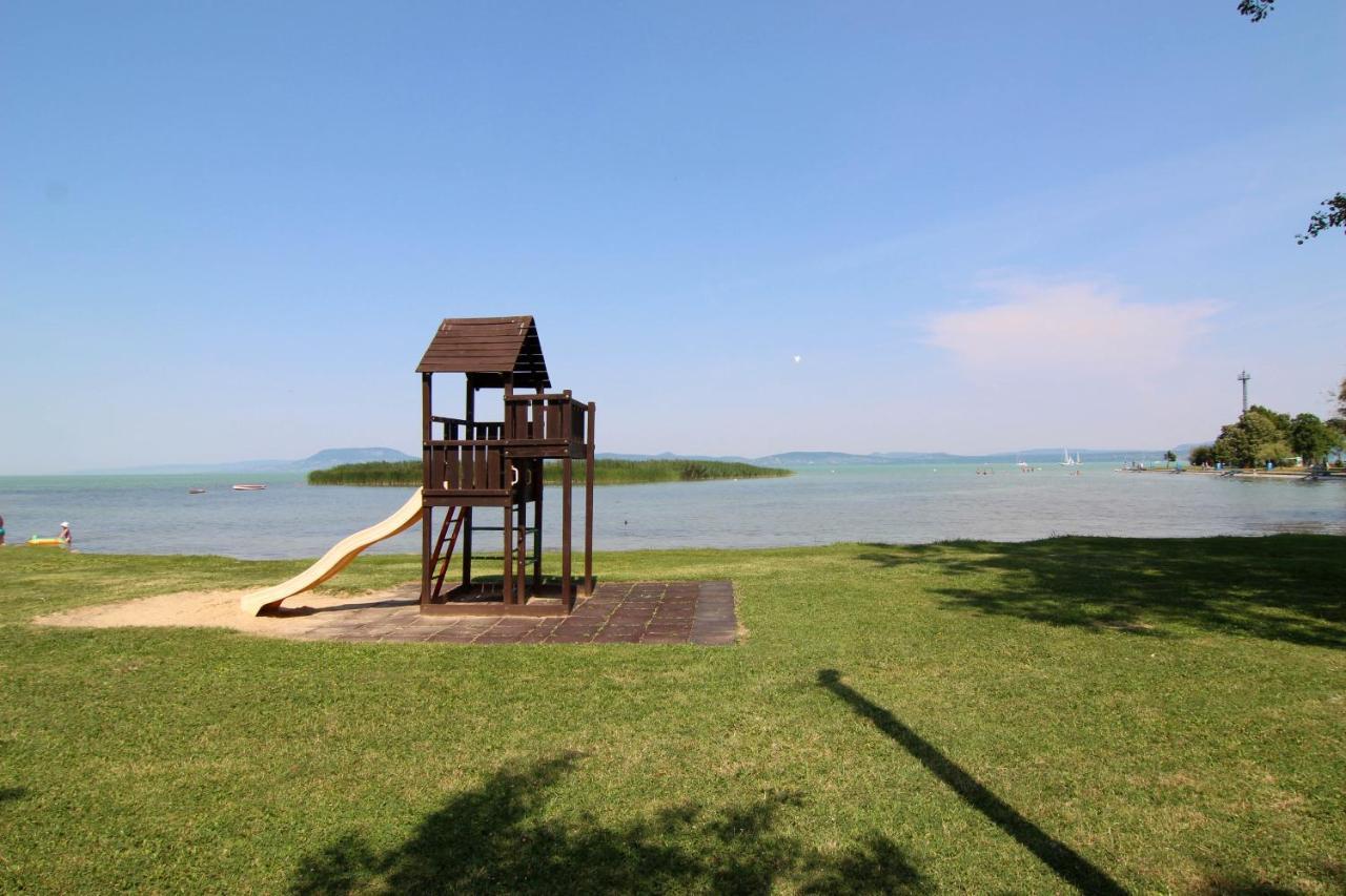 Margareta Apartmanhaz Apartment Balatonboglár Exterior foto