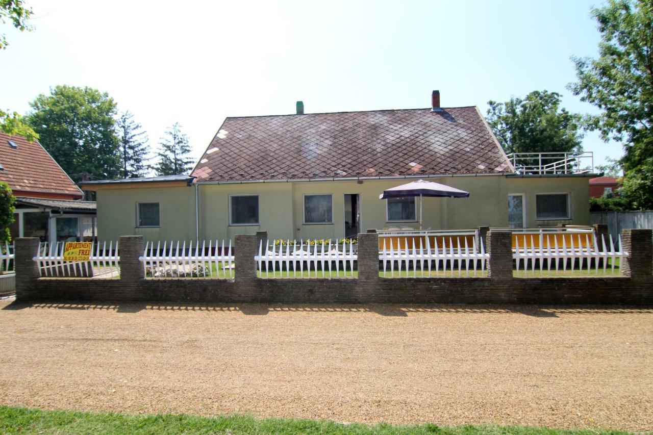 Margareta Apartmanhaz Apartment Balatonboglár Exterior foto